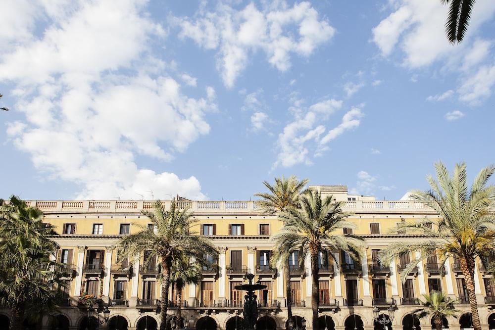 Las Ramblas Pasaje Bacardi Apartments Barcelona Exterior photo